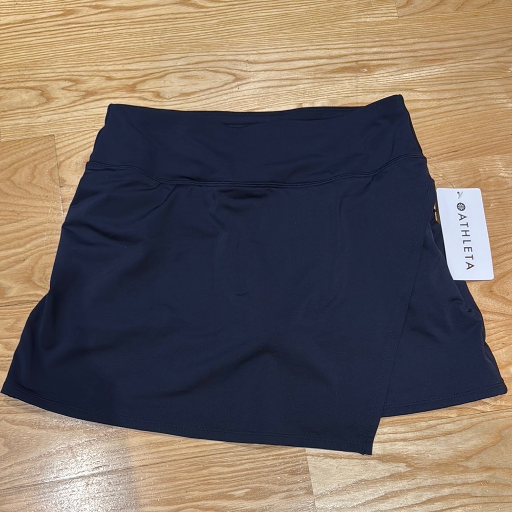 NWT *Athleta* Navy Volley Skort